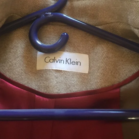 Calvin Klein - Picture 2 of 6